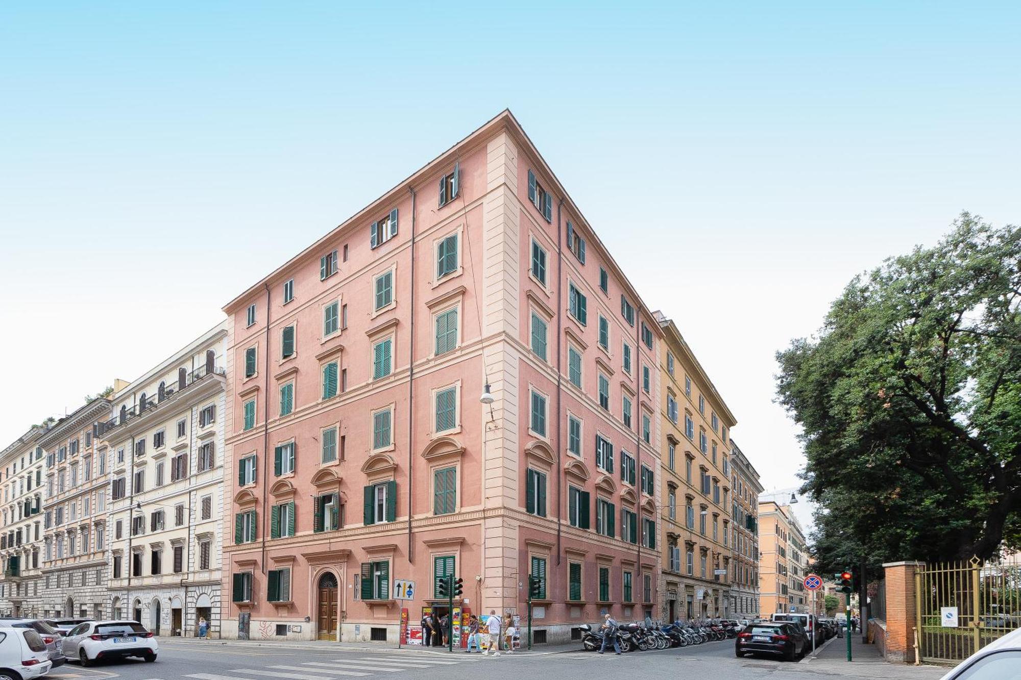 Iron Cityaus Termini Rom Eksteriør billede
